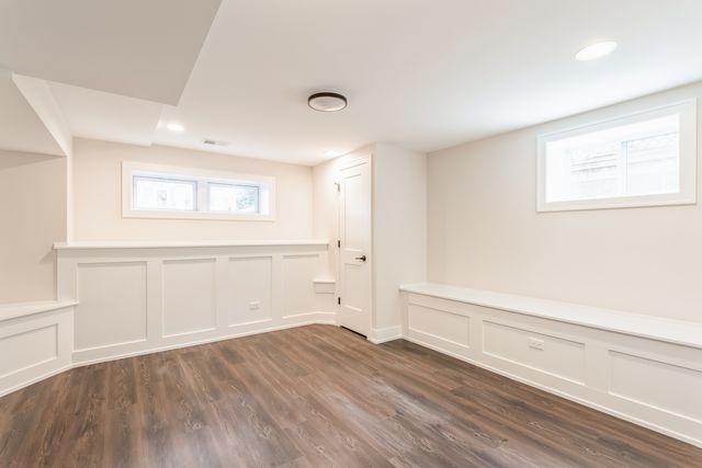 5311 W Belle Plaine Avenue, Chicago, IL 60641