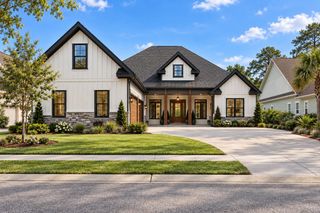 1027 Clamour Ct., Conway, SC 29526