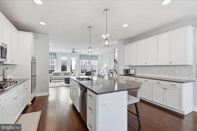 25429 HARTLAND ORCHARD TER, Chantilly, VA 20152