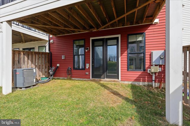 25429 HARTLAND ORCHARD TER, Chantilly, VA 20152