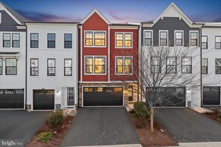 25429 HARTLAND ORCHARD TER, Chantilly, VA 20152
