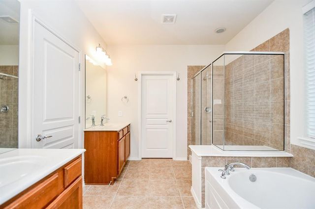 9614 W Amber Bluff Lane, Katy, TX 77494