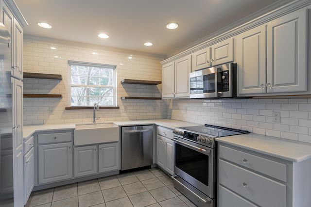 6531 Veronica Drive, Ooltewah, TN 37363