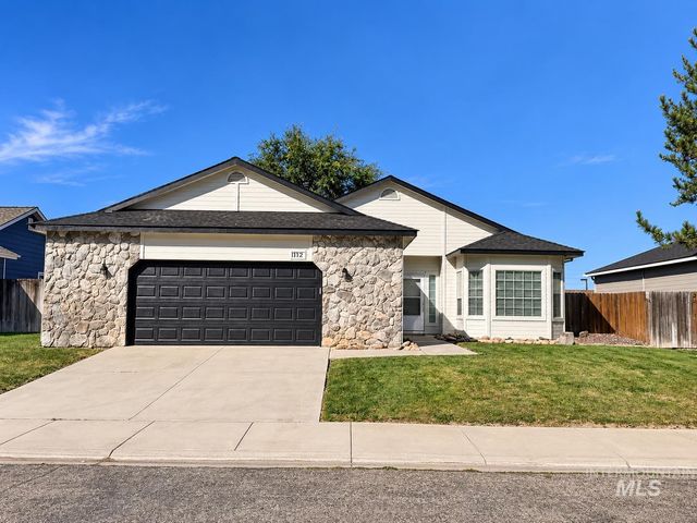 112 W Davenport Dr, Meridian, ID 83642 property photo