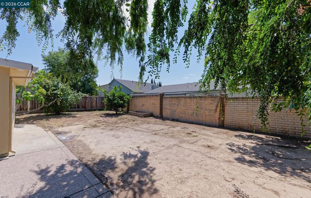 252 Madison Ave, Bay Point, CA 94565