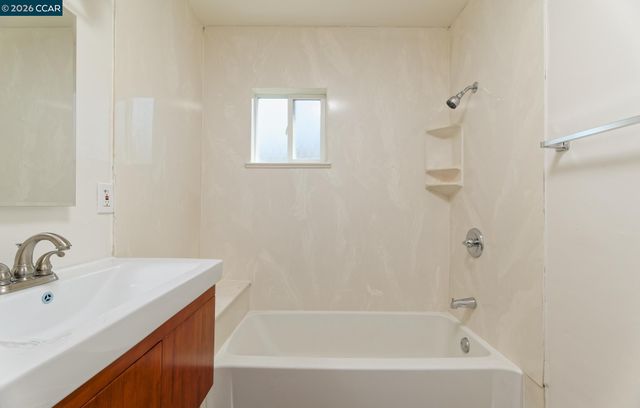 252 Madison Ave, Bay Point, CA 94565