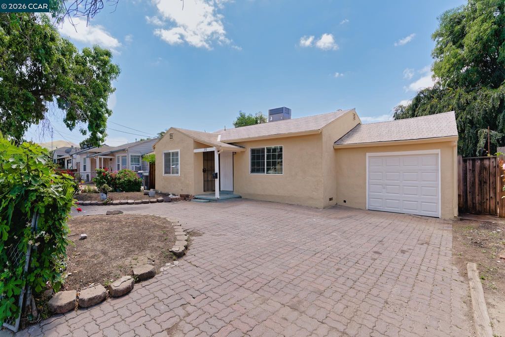 252 Madison Ave, Bay Point, CA 94565