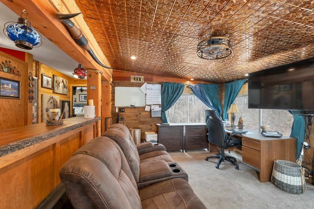 15 Manbow Road, Alton, NH 03809