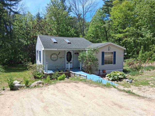 15 Manbow Road, Alton, NH 03809