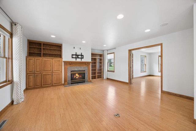 2721 Meadowrose Boulevard, Saint Cloud, MN 56301