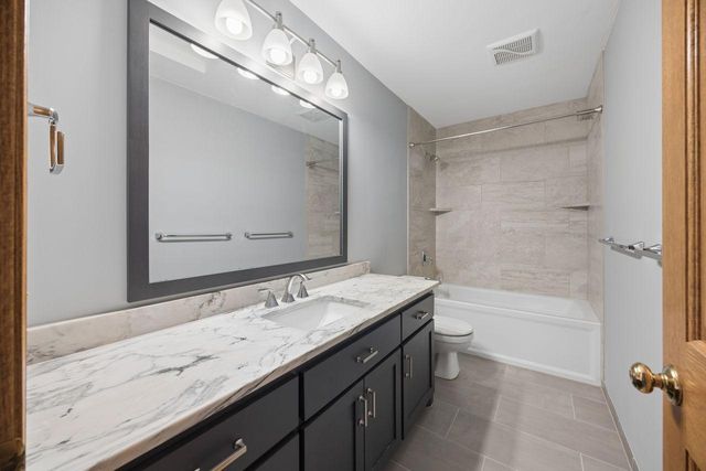 2721 Meadowrose Boulevard, Saint Cloud, MN 56301