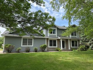 2721 Meadowrose Boulevard, Saint Cloud, MN 56301