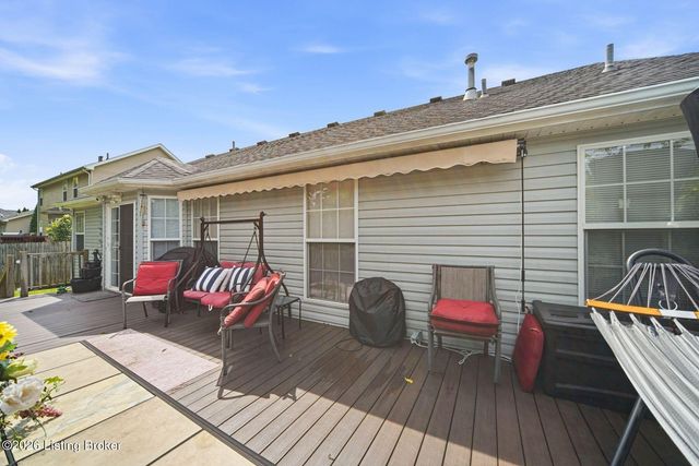 7711 Bridlewood Pl, Louisville, KY 40228