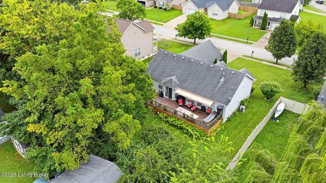 7711 Bridlewood Pl, Louisville, KY 40228