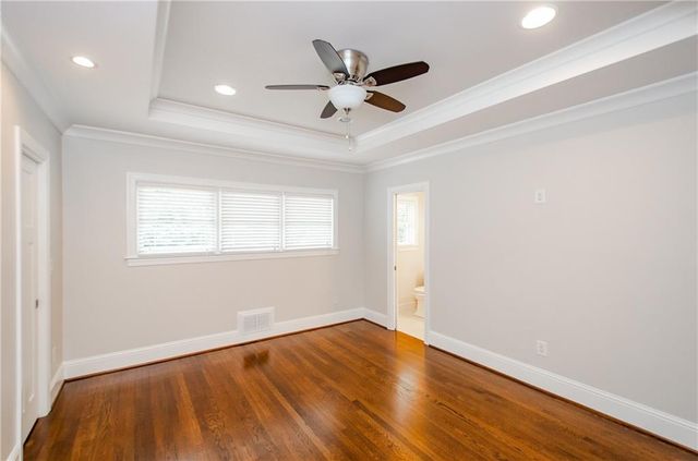 399 Hammond Drive, Atlanta, GA 30328