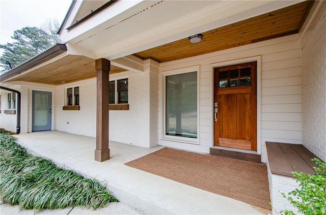 399 Hammond Drive, Atlanta, GA 30328