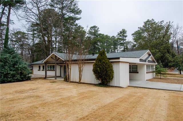 399 Hammond Drive, Atlanta, GA 30328