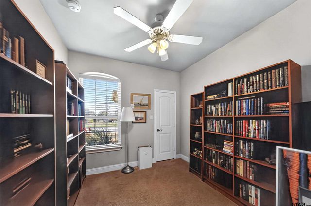 5830 Thompson Pl, Tyler, TX 75707