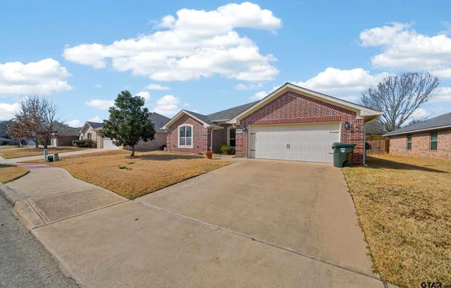 5830 Thompson Pl, Tyler, TX 75707