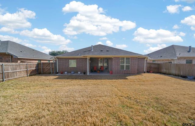 5830 Thompson Pl, Tyler, TX 75707