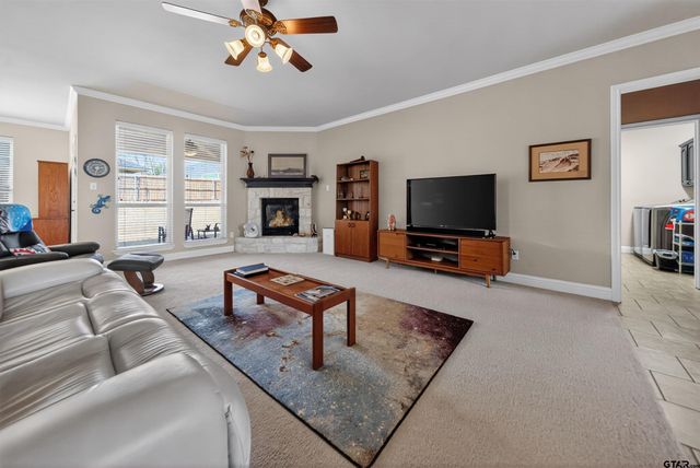 5830 Thompson Pl, Tyler, TX 75707