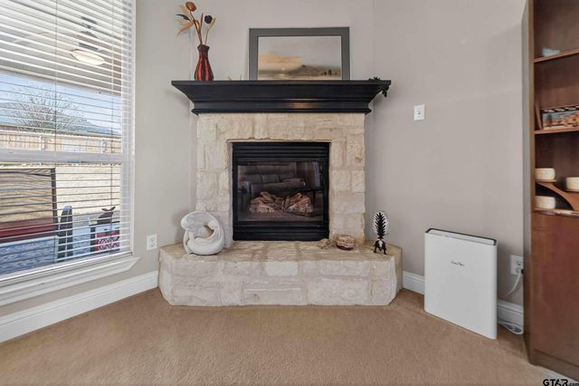 5830 Thompson Pl, Tyler, TX 75707