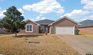 5830 Thompson Pl, Tyler, TX 75707