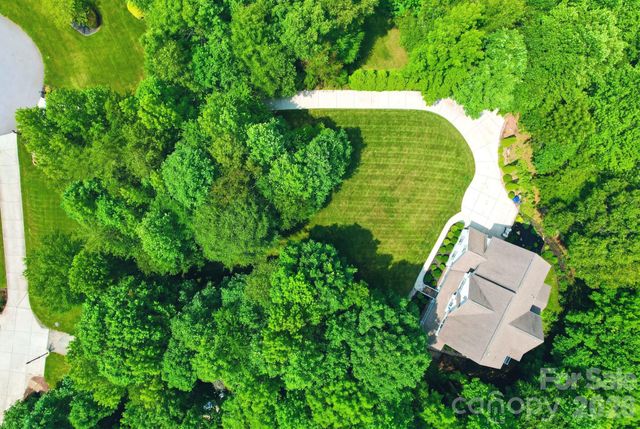 309 Walking Horse Trail, Davidson, NC 28036