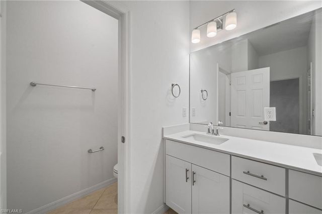 2878 Blossom WAY, Naples, FL 34120