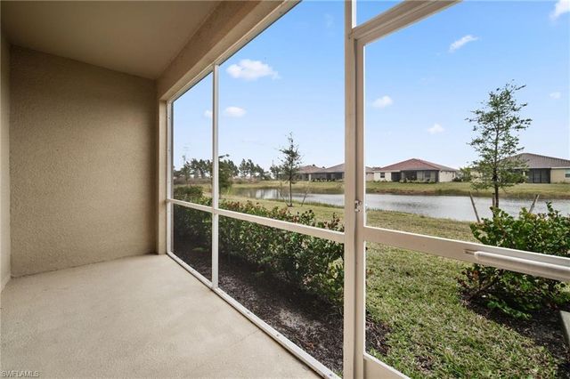 2878 Blossom WAY, Naples, FL 34120