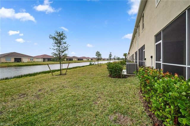 2878 Blossom WAY, Naples, FL 34120