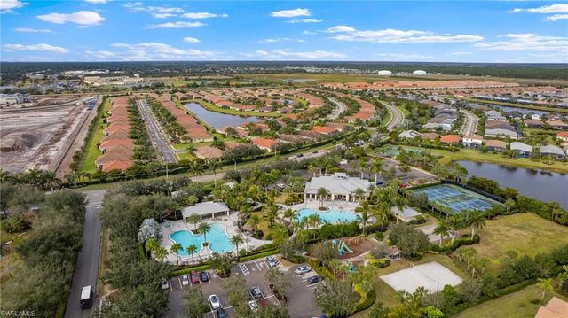 2878 Blossom WAY, Naples, FL 34120