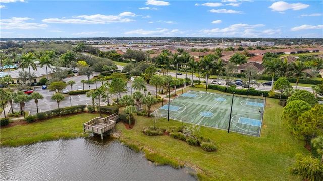 2878 Blossom WAY, Naples, FL 34120