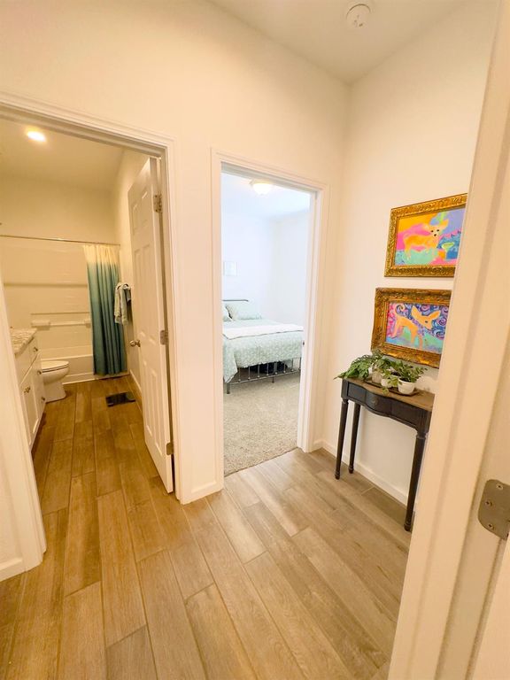 Image 15 of property listing at 1620 W Porter Avenue, Visalia, CA 93291