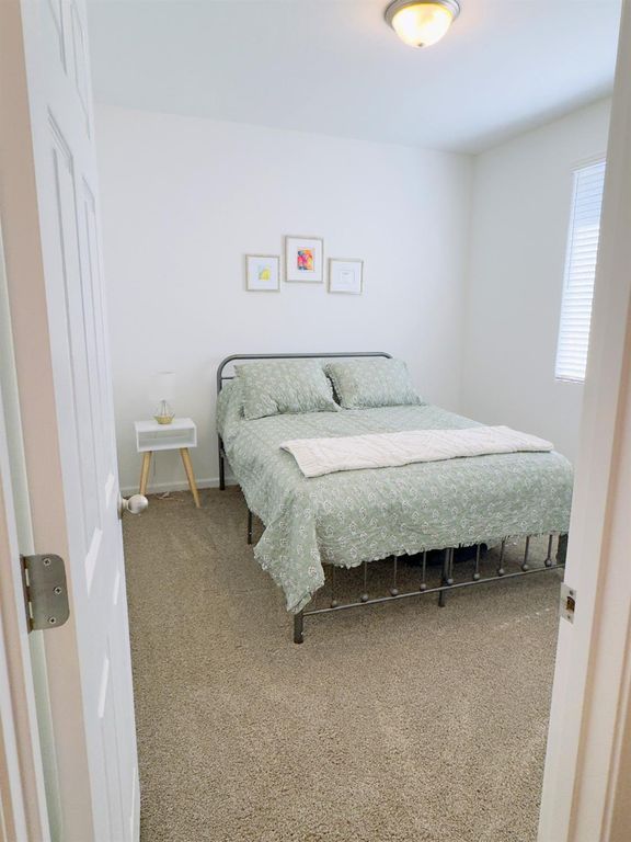 Image 20 of property listing at 1620 W Porter Avenue, Visalia, CA 93291