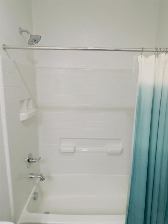 Image 23 of property listing at 1620 W Porter Avenue, Visalia, CA 93291