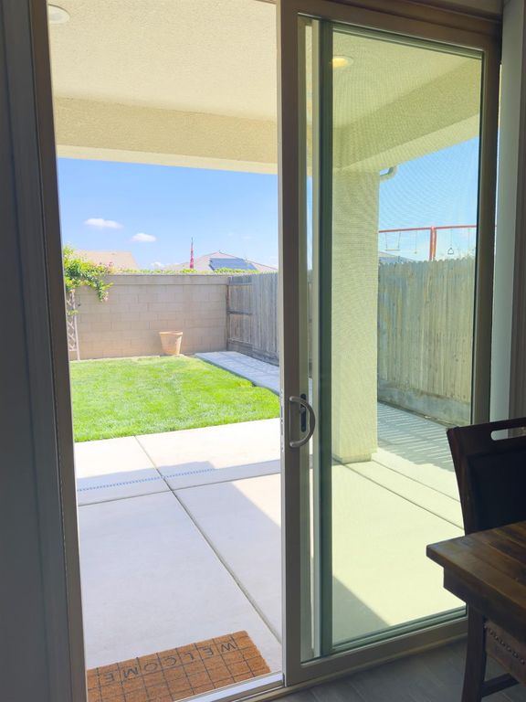 Image 43 of property listing at 1620 W Porter Avenue, Visalia, CA 93291