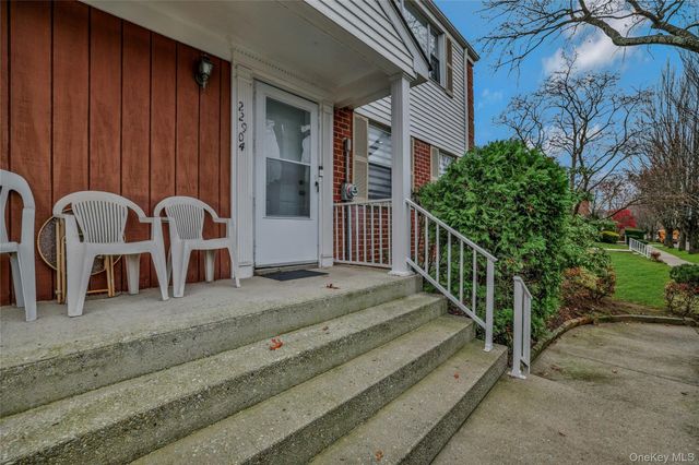 22904 67th Avenue 38, Bayside, NY 11364