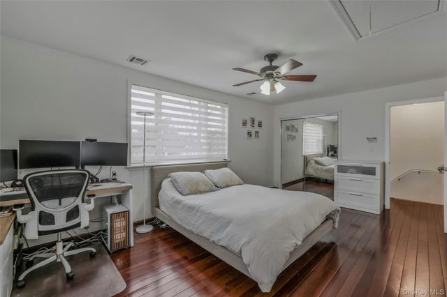 22904 67th Avenue 38, Bayside, NY 11364