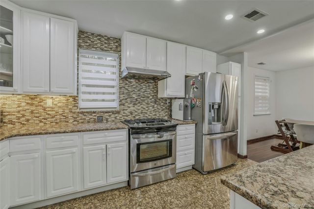 22904 67th Avenue 38, Bayside, NY 11364