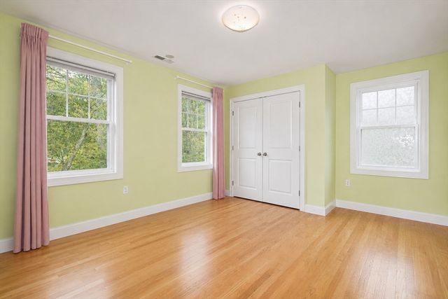 43 Quarry Rd, Acton, MA 01720