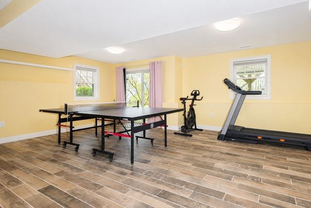 43 Quarry Rd, Acton, MA 01720