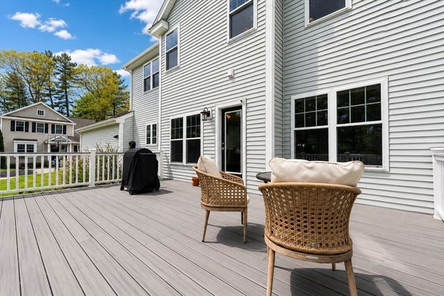43 Quarry Rd, Acton, MA 01720