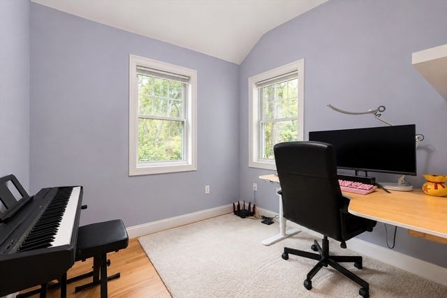 43 Quarry Rd, Acton, MA 01720