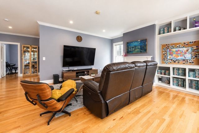 43 Quarry Rd, Acton, MA 01720