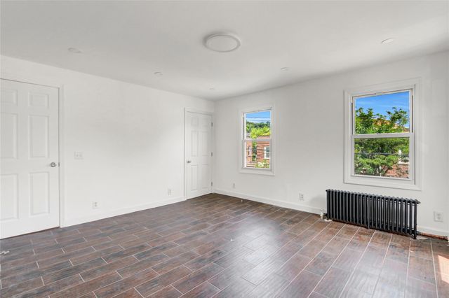 58 Laurel Avenue, Staten Island, NY 10304