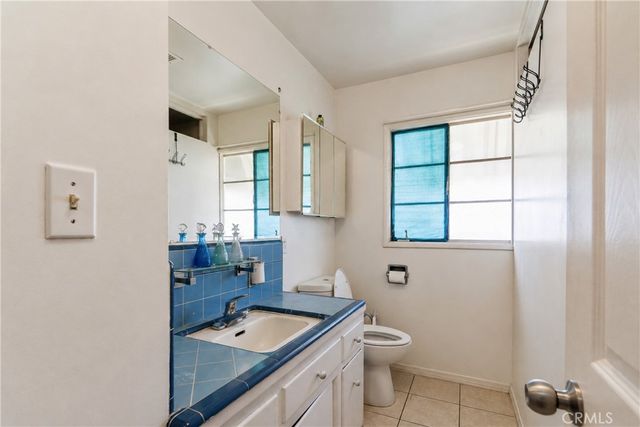 9661 Tamarind Avenue, Fontana, CA 92335