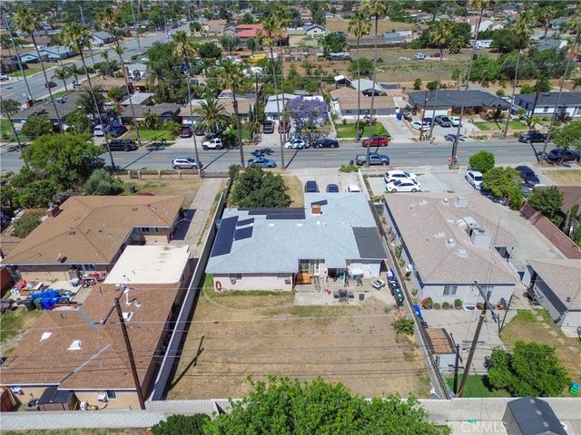 9661 Tamarind Avenue, Fontana, CA 92335