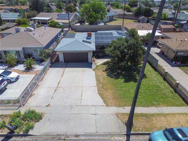 9661 Tamarind Avenue, Fontana, CA 92335