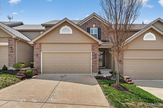 13131 Tesson Hollow Drive, St Louis, MO 63128